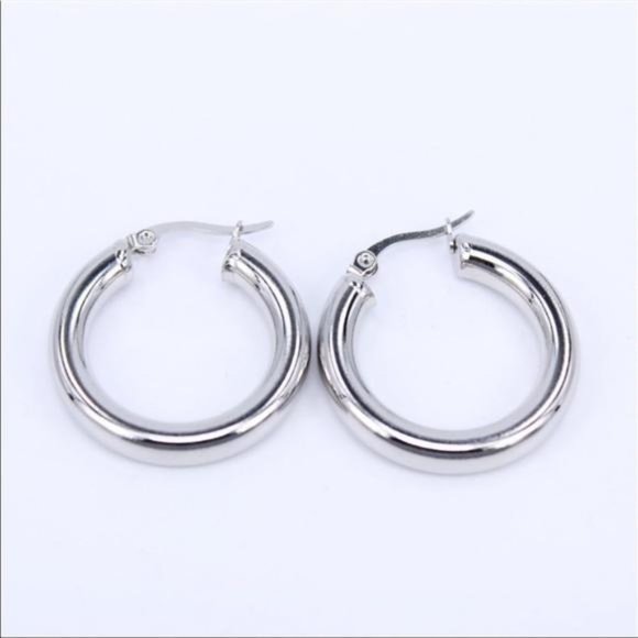 NEW 18K WHITE GOLD ROUND 2” TUBE HOOP EARRINGS - Picture 5 of 6